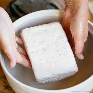 How To Make Tofu 豆腐 : A Step By Step Guide