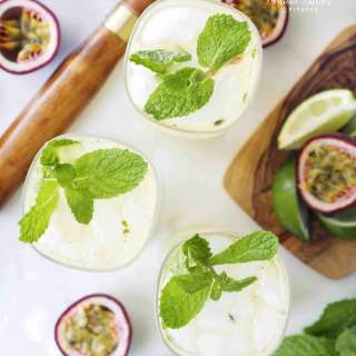 Passionfruit Prosecco Mojito