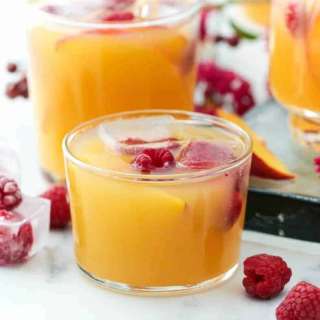Peach Wine Spritzer