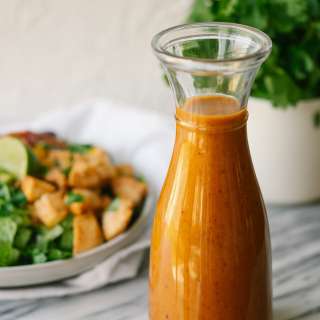 Whole30 Copycat Chipotle Vinaigrette