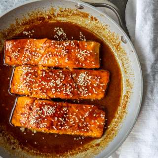 Teriyaki Salmon and Broccoli Slaw