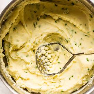 Sour Cream and Chive Mashed Potatoes Recipe