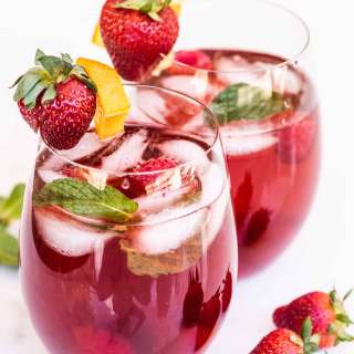 Refreshing Rosé Sangria Recipe