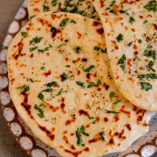 Cast Iron Garlic Naan