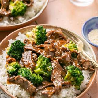 One Skillet Steak and Broccoli (25-Minutes)