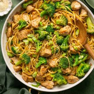 Healthy Sesame Noodles with Chicken and Broccoli