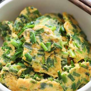 Chive Omelet