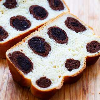 Leopard Bread
