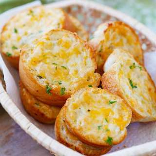 Cheesy Garlic Texas Toast