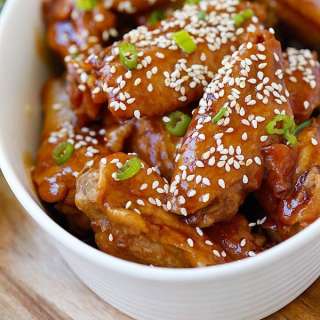Slow Cooker Honey Sesame Chicken Wings