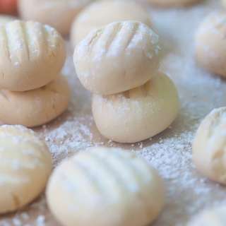 Melting Moments Cookies