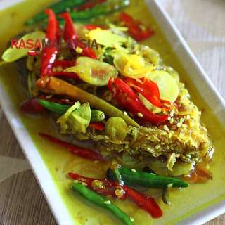 Nyonya Acar Fish