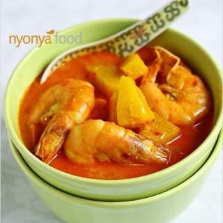 Pineapple Prawn Curry (Udang Masak Lemak Nenas)
