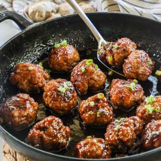 Honey Sriracha Meatballs
