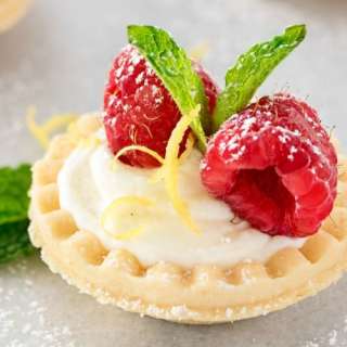 No Bake White Chocolate Lemon Cheesecake Tartlets