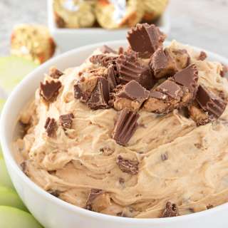 Peanut Butter Cup Cheesecake Dip