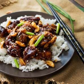 Copycat Spicy Cashew Chicken