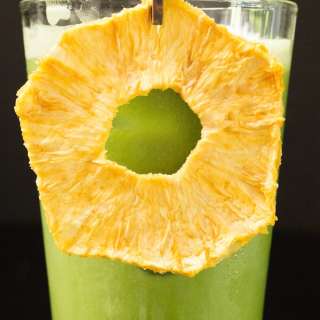 Pineapple Matcha Drink