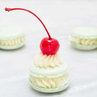 Shamrock Shake Macarons Recipe