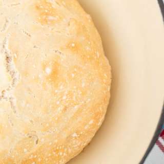 Quick & Easy Dutch Oven Bread Recipe