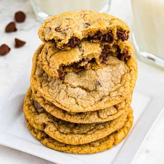 Copycat Mrs. Field's Chocolate Chip Cookies Recipe