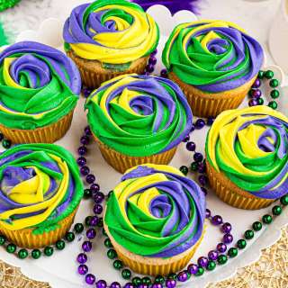 Mardi Gras Cupcake Recipe (King Cake Cupcakes)
