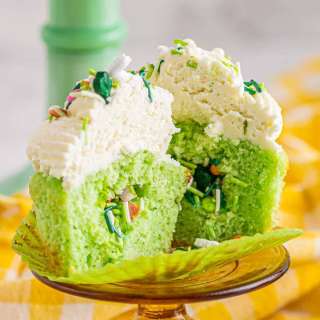 Cinco de Mayo Piñata Cupcakes (Lime Cupcake Recipe)