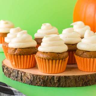 Pumpkin Cupcakes with Cream Cheese Frosting Recipe