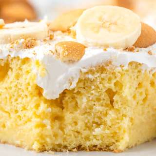Banana Pudding Poke Cake Recipe