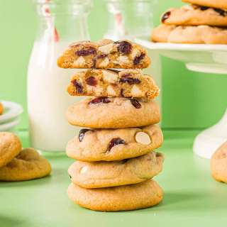 White Chocolate Cranberry Cookies Recipe