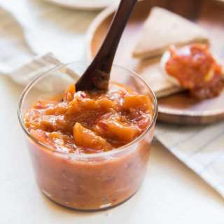 Sweet and Spicy Peach Relish (Peach Chutney)
