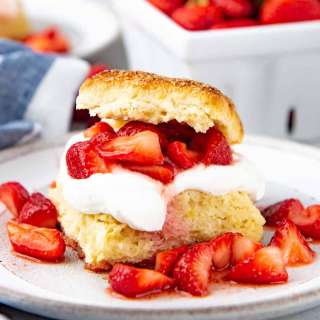 Easy Strawberry shortcake
