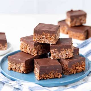 Mars Bar Slice (Mars Rice Krispie Treats)