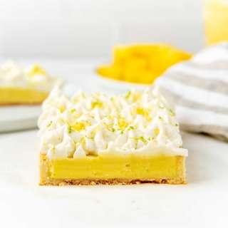 Piña Colada Tart (Creamy Pineapple Tart)