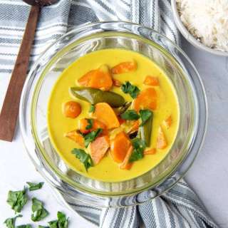 Easy Sri Lankan Carrot Curry