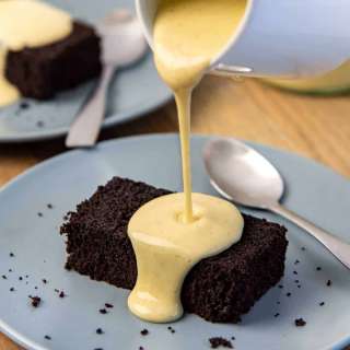 Vanilla Creme Anglaise Recipe (Pouring Custard)