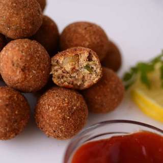 Sri Lankan Fish Cutlets { Spicy Fish Croquettes }