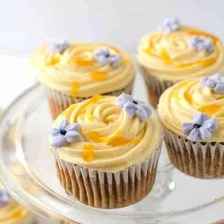 Spiced Banana Cupcakes with Apricot Frosting (Hot Cross Bun Cupcakes)