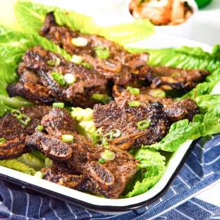LA Galbi (Korean BBQ Beef Short Ribs)