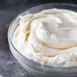 Easy, Fluffy Vanilla Buttercream Frosting