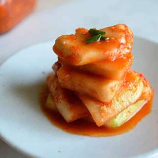 Easy Radish Kimchi - traditional recipe