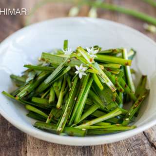 Korean Chive Salad (Buchu Muchim)