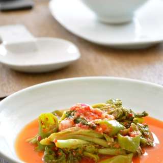 Vegetarian Lettuce Kimchi (Sangchoo Kimchi)