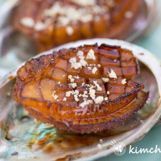 Pan-Fried Abalone Recipe with Soy Glaze
