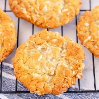Authentic ANZAC Biscuits