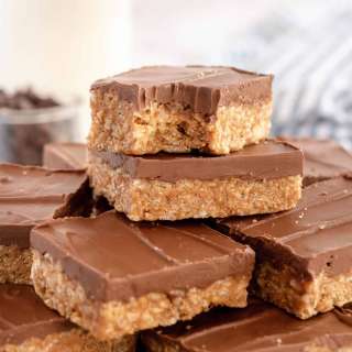 Scotcheroos Recipe (No-bake Treat!)