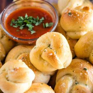 Homemade Garlic Knots