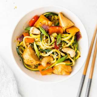 Spicy Cashew Chicken with Zucchini Noodles