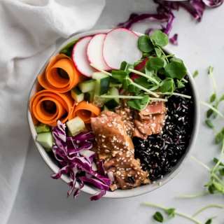 Easy Ginger Teriyaki Ahi Tuna Forbidden Rice Bowls {gluten-free}
