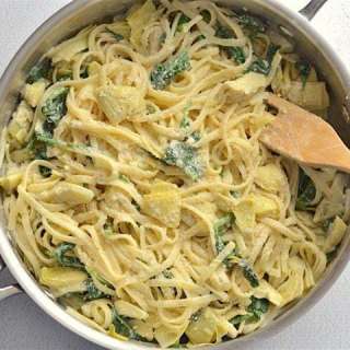 20 Minute Creamy Spinach Artichoke Pasta